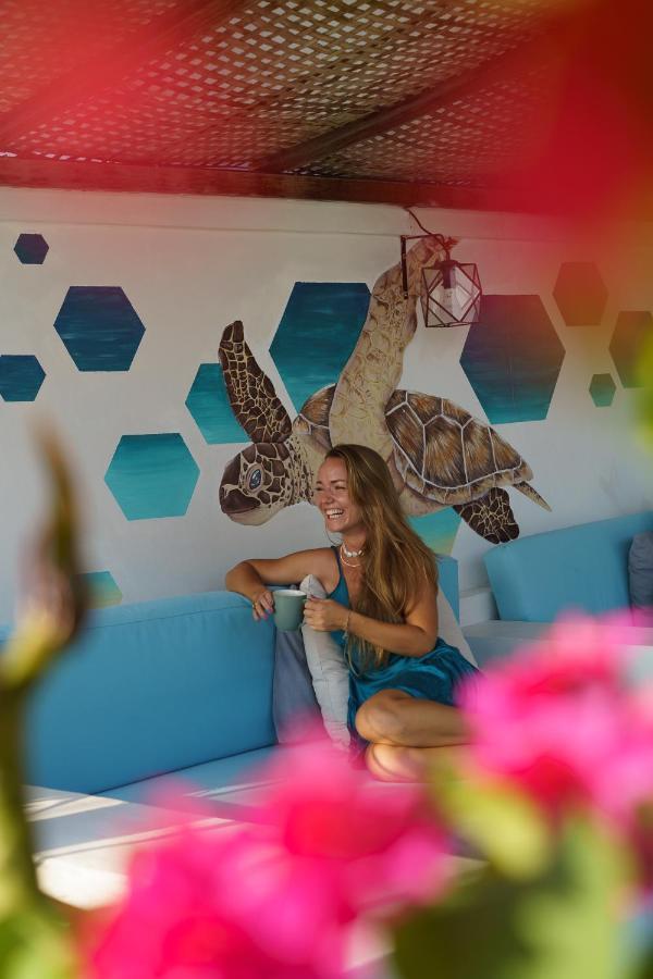 Serenity Luxurious Beachfront Villa & Spa With Private Infinity Pool, 8 Guests Gili Air Exteriér fotografie