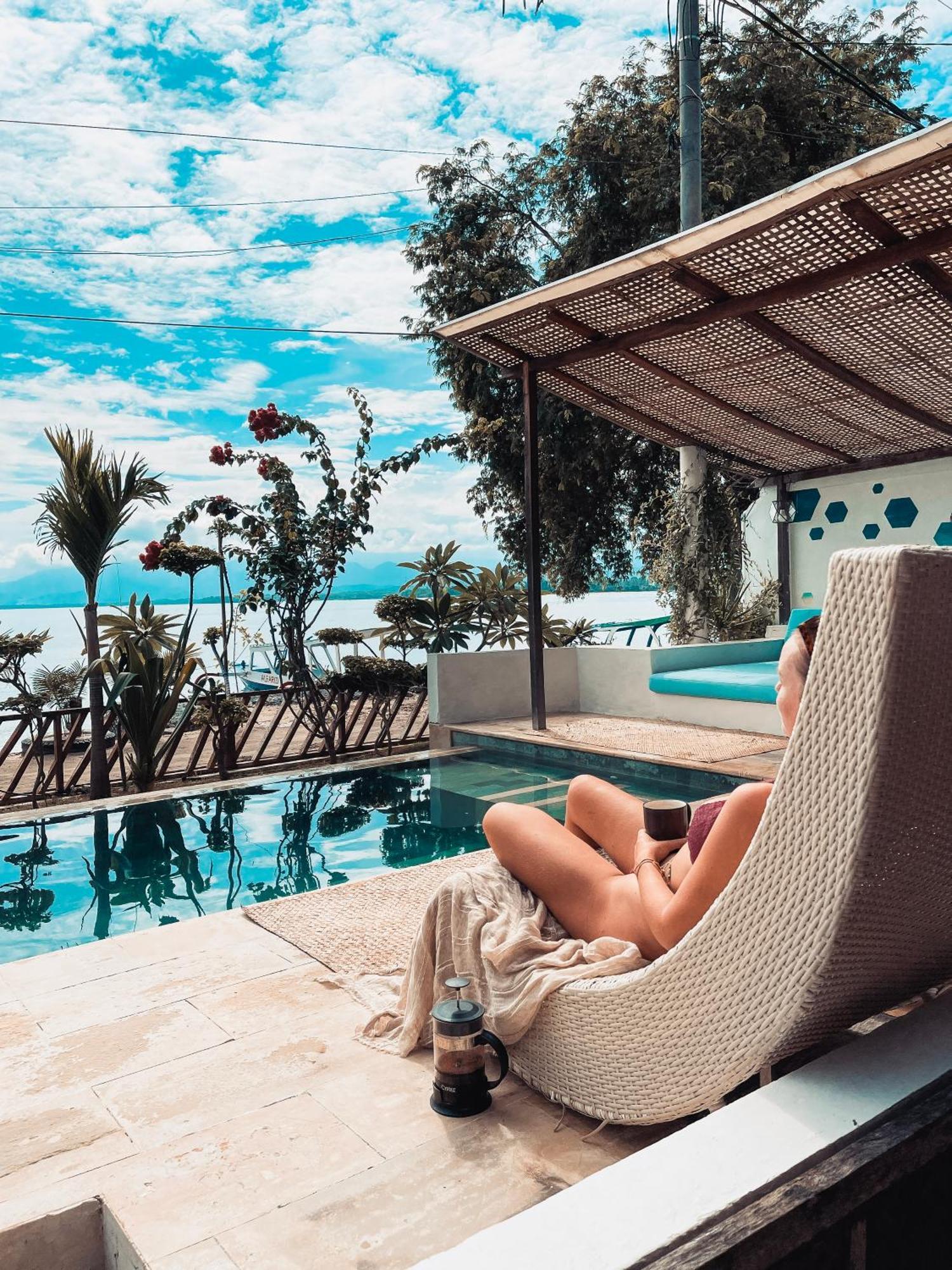 Serenity Luxurious Beachfront Villa & Spa With Private Infinity Pool, 8 Guests Gili Air Exteriér fotografie