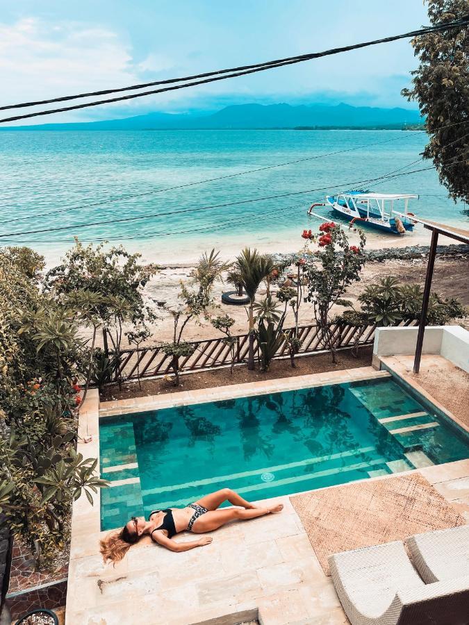Serenity Luxurious Beachfront Villa & Spa With Private Infinity Pool, 8 Guests Gili Air Exteriér fotografie