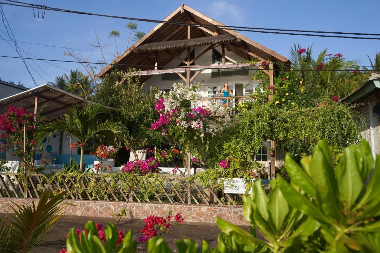 Serenity Luxurious Beachfront Villa & Spa With Private Infinity Pool, 8 Guests Gili Air Exteriér fotografie
