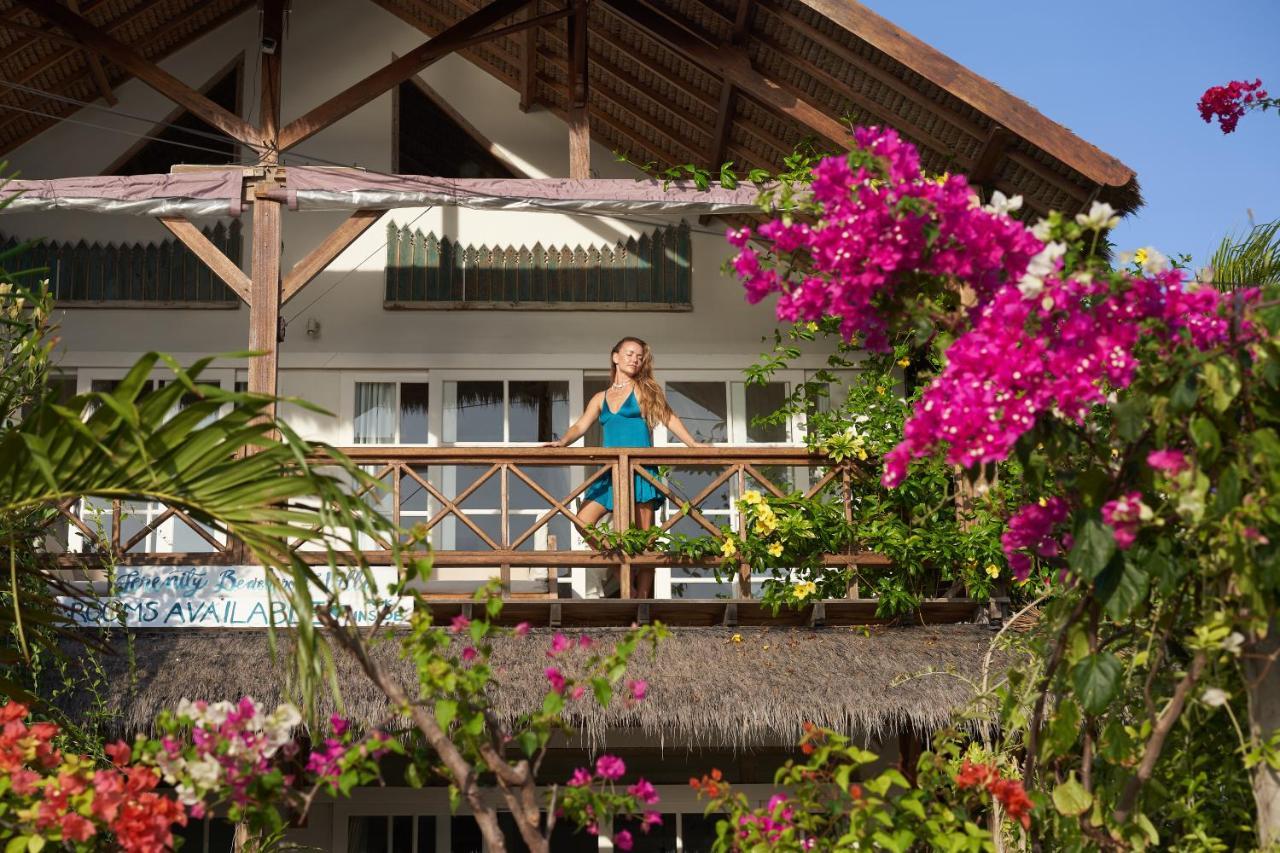 Serenity Luxurious Beachfront Villa & Spa With Private Infinity Pool, 8 Guests Gili Air Exteriér fotografie