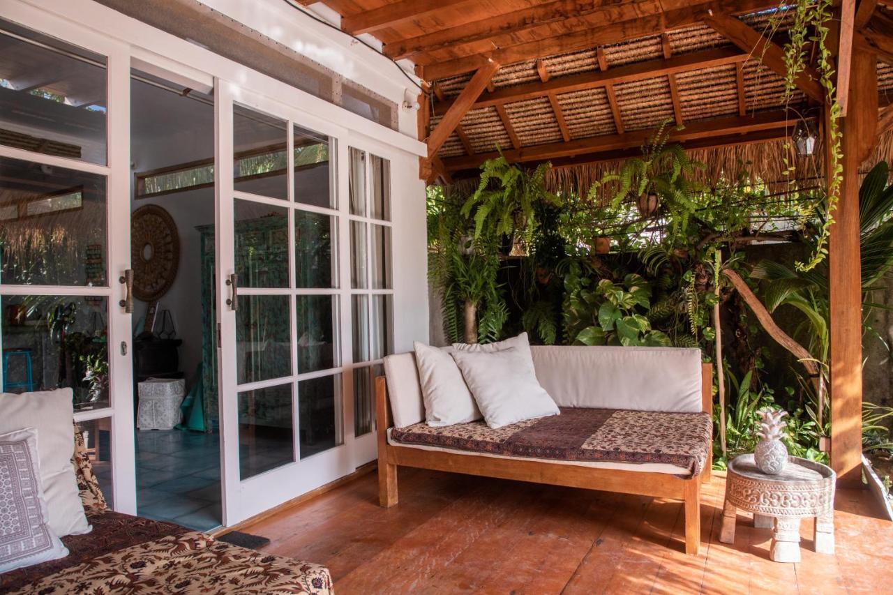 Serenity Luxurious Beachfront Villa & Spa With Private Infinity Pool, 8 Guests Gili Air Exteriér fotografie