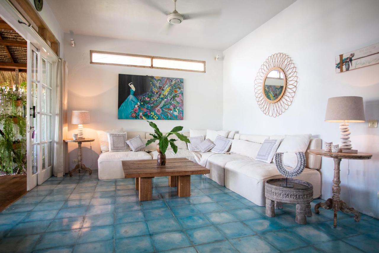 Serenity Luxurious Beachfront Villa & Spa With Private Infinity Pool, 8 Guests Gili Air Exteriér fotografie
