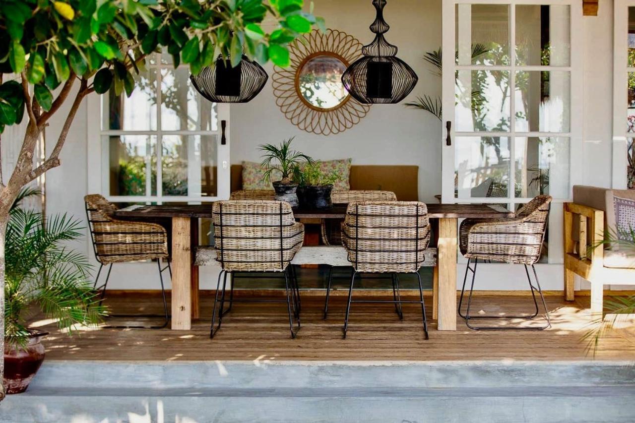Serenity Luxurious Beachfront Villa & Spa With Private Infinity Pool, 8 Guests Gili Air Exteriér fotografie