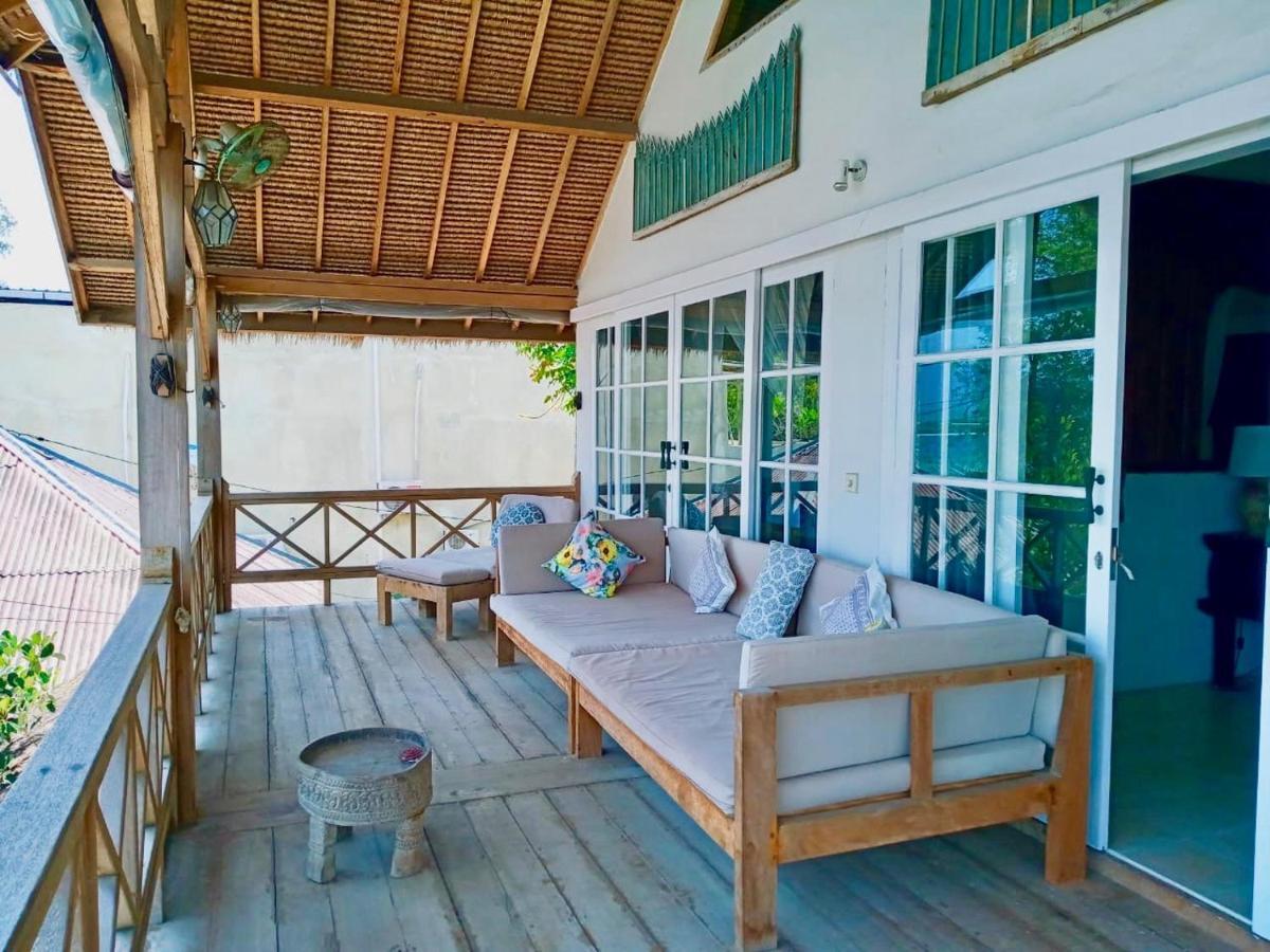 Serenity Luxurious Beachfront Villa & Spa With Private Infinity Pool, 8 Guests Gili Air Exteriér fotografie